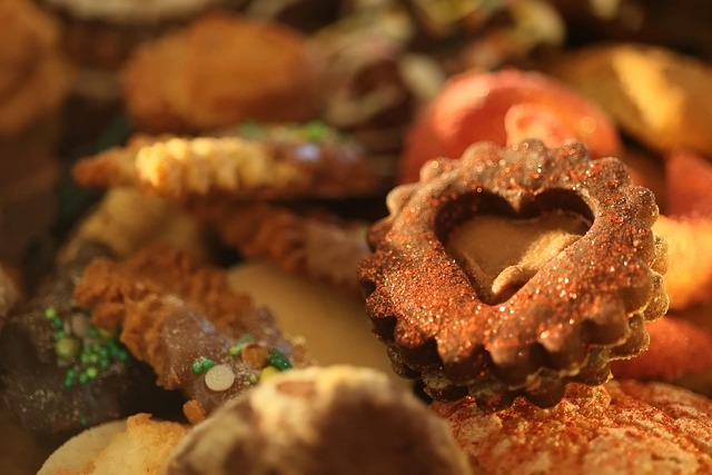 iconos de cookies y privacidad con hoja verde en diseño minimalista